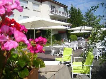 Hotel Logis Maison Carrée Restaurant O Carré Dart 3*