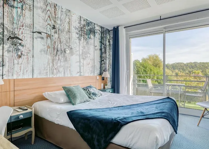 Logis Maison Carree Restaurant O Carre Dart 3* Méréville