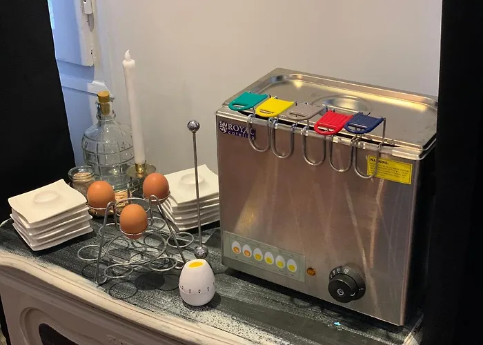 Logis Maison Carree Restaurant O Carre Dart